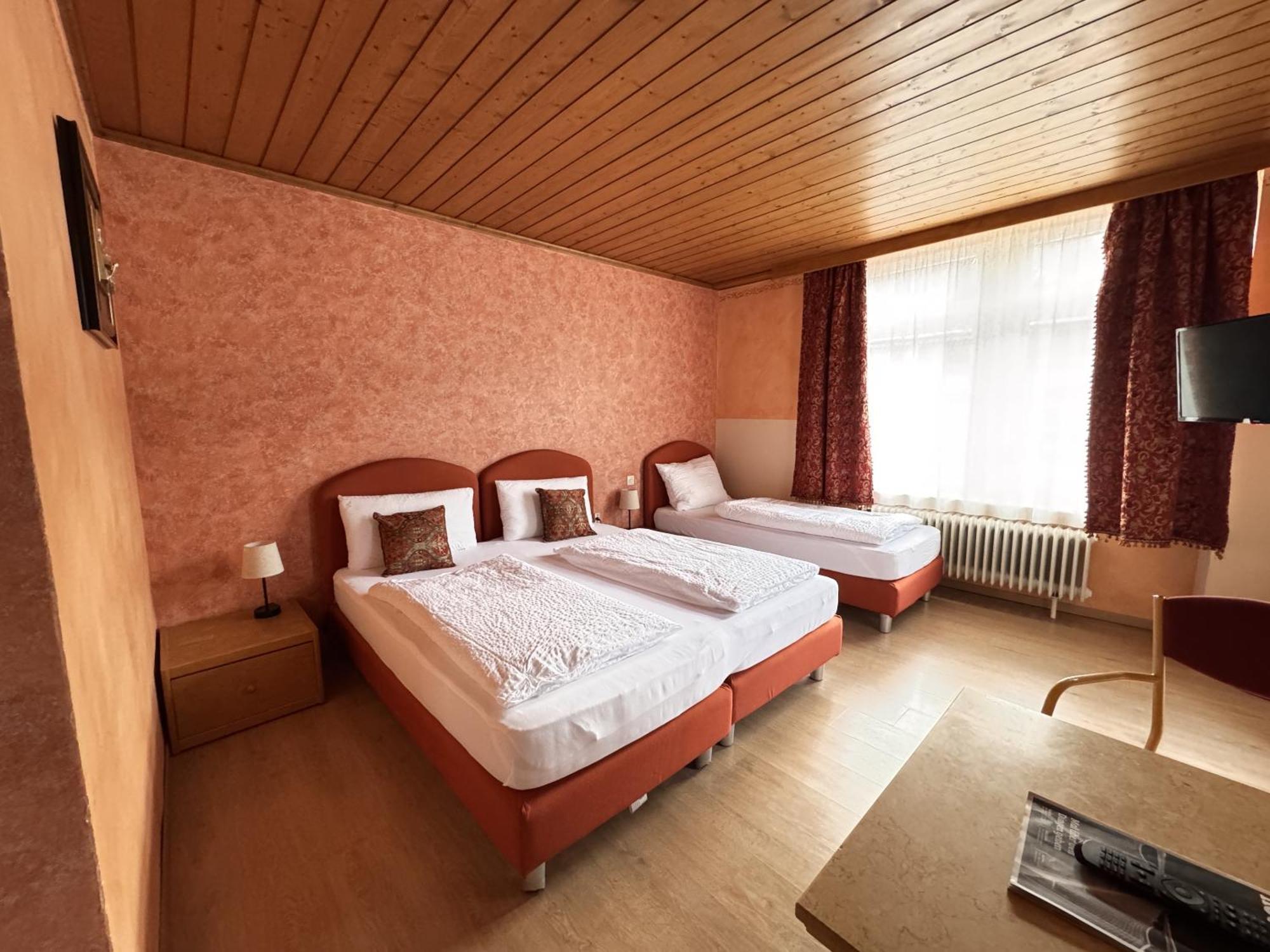 Black Forest Hotel Todtnau Phòng bức ảnh
